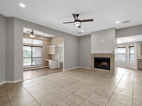 4th image of 3044 Oak Ridge Rd