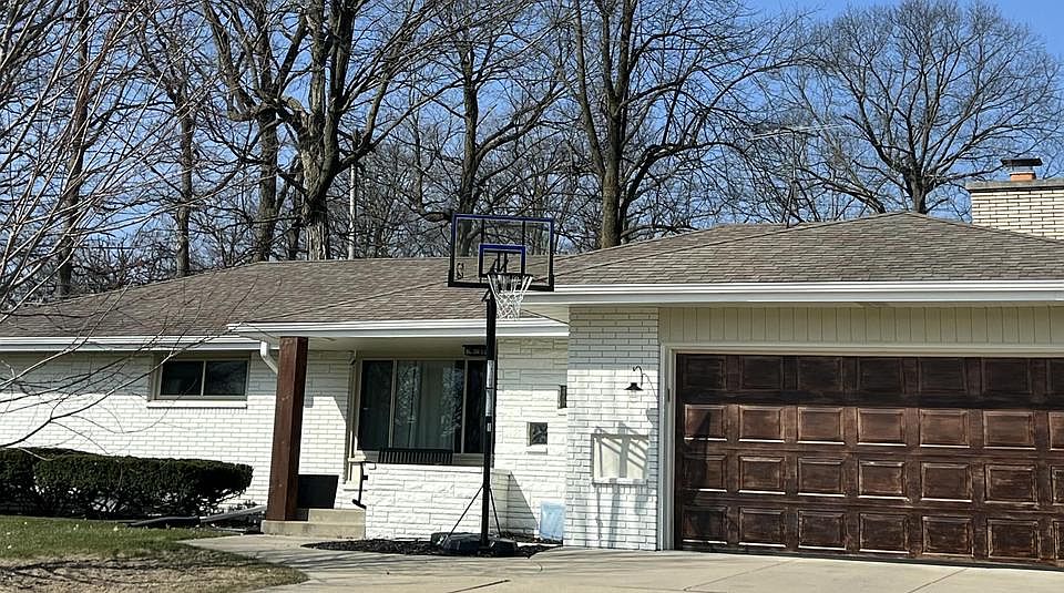 1st image of 4505 North 109th STREET