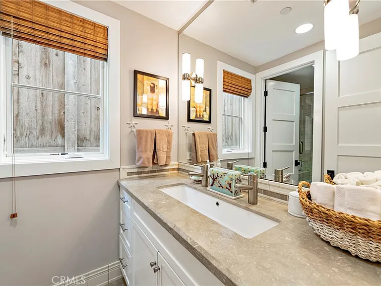 212 Marguerite Ave — Photo 21