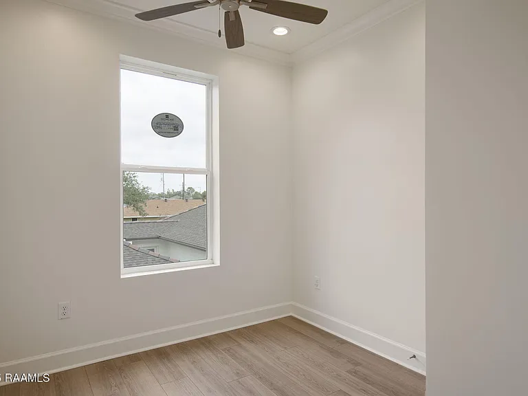 1510 Kaliste Saloom Rd #203 — Photo 16