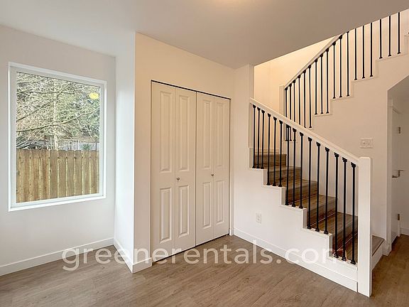 3rd image of 1944 Olympia Ave NE #A