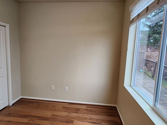 bedroom / office area in the first floor facing the green belt
