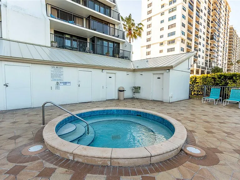 1250 Gulf Blvd #703 — Photo 35