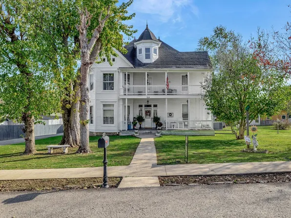 304 Russell St, Petersburg, TN 37144