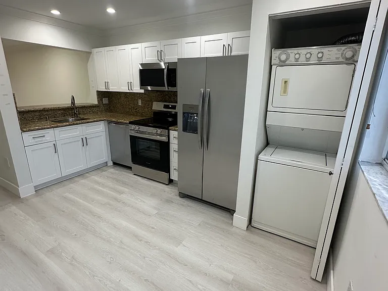 7175 NW 173rd Dr #510 — Photo 9