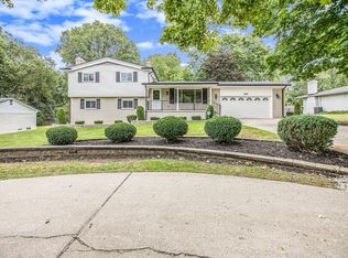 307 E Old Perch Rd, Rochester, MI 48309