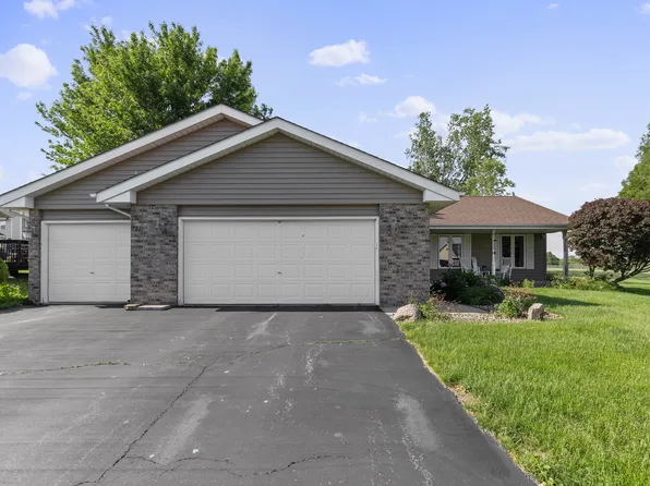 12809 Clearwater Pointe, Winnebago, IL 61088