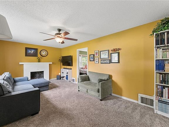 5th image of 8001 Blue Ridge Blvd