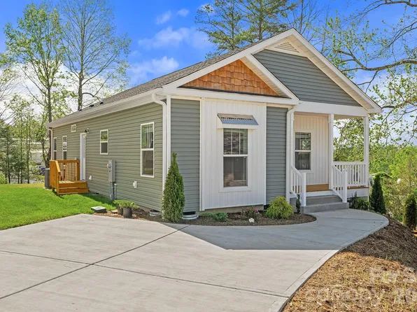 134 Bellamy Rd, Asheville, NC 28806