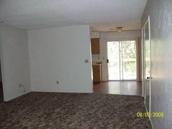 Living Rm - Dinning Rm