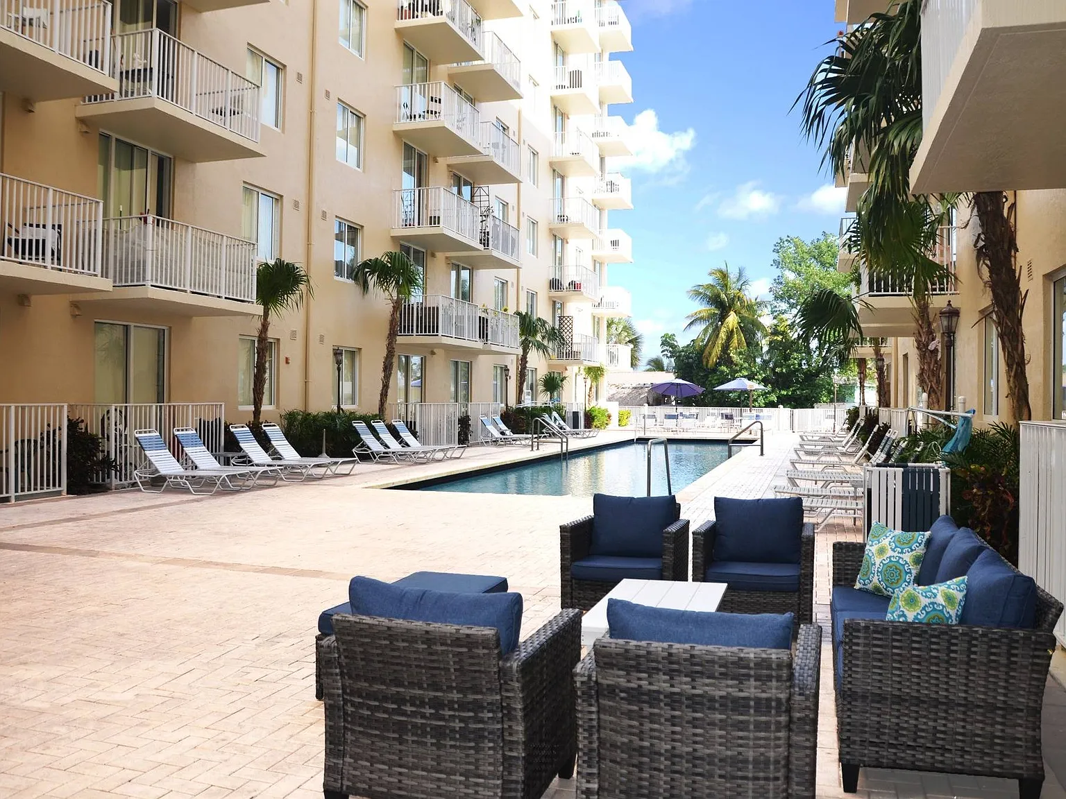 Miami Riverfront Residences — Photo 1