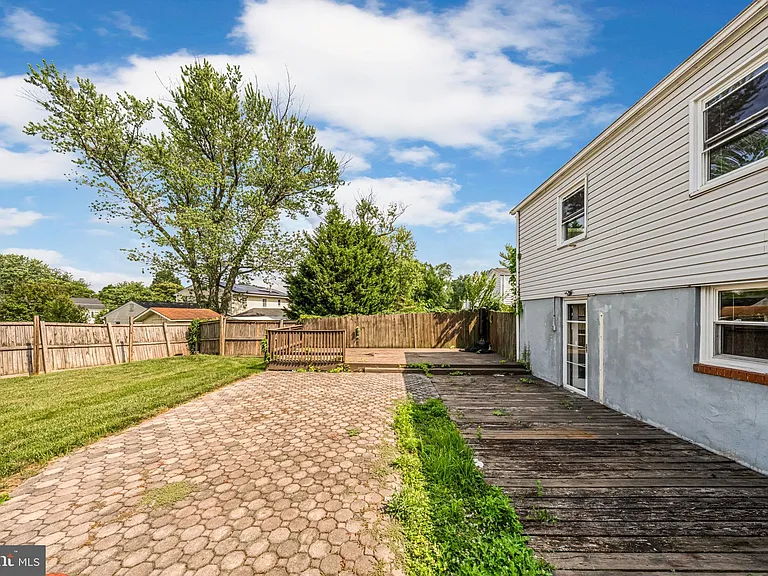 7411 Tillman Dr — Photo 46