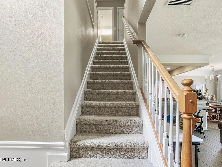 4008 Lionheart Dr — Photo 14