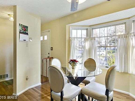 5th image of 12450 Walnut Cove Cir