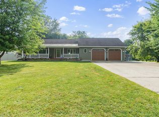 901 Geneva Dr, Alexandria, MN 56308