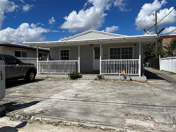 2nd image of 2223 NW 32nd St