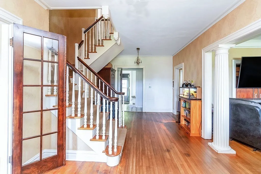 6 bed, 3713 sqft, $850 — Photo 4