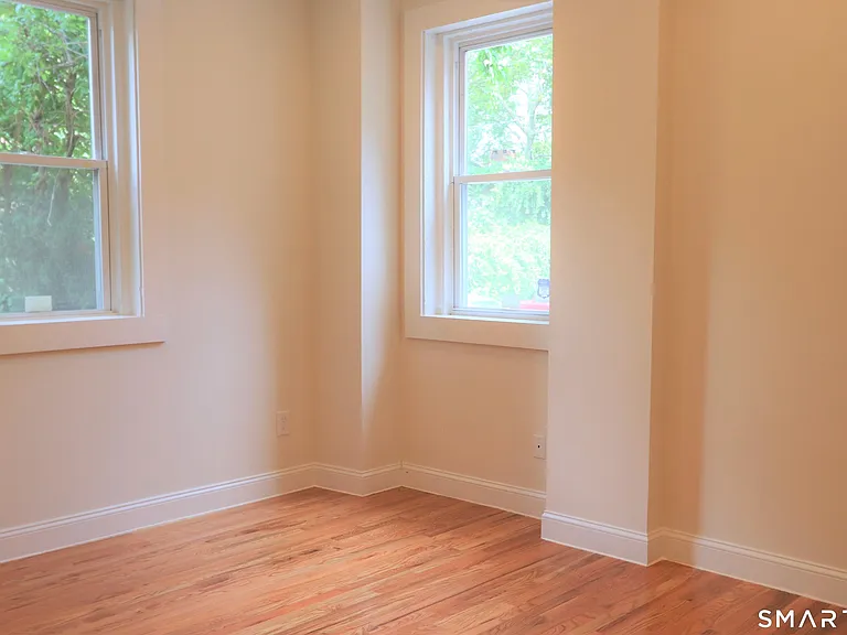 235 Wooster St #1R — Photo 4