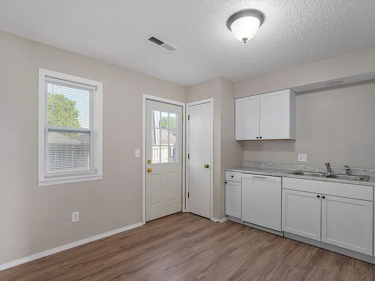 Main Street Townhomes - 1203 - D — Photo 6