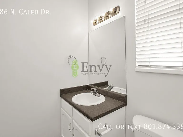286 N Caleb Dr — Photo 8