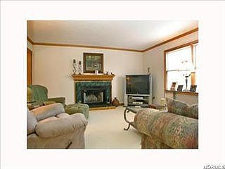 3rd image of 190 Pineview Estates Dr