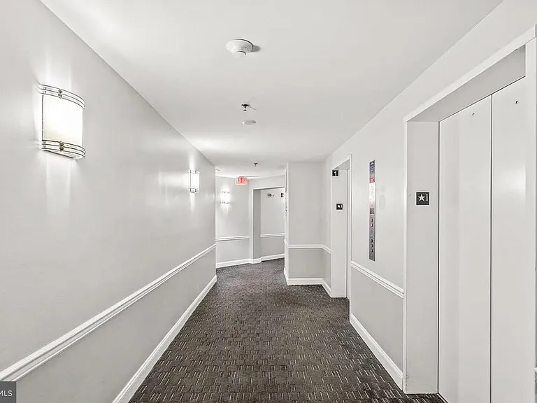 5563 Seminary Rd #406 — Photo 34