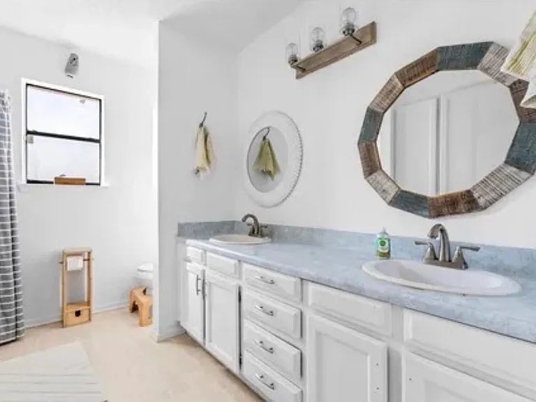 2623 Nelwin Pl — Photo 18