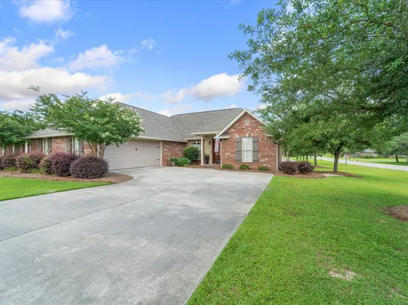 2 E Spruce St, Sumrall, MS 39482