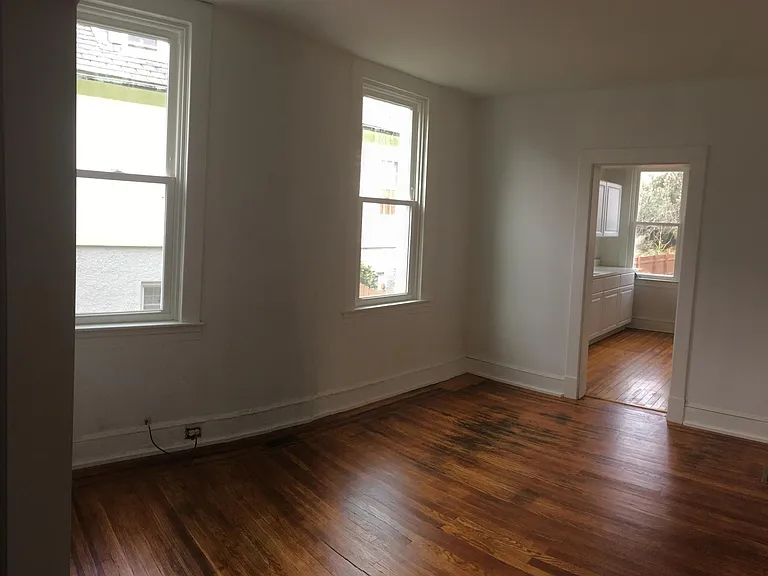 2904 Chesley Ave — Photo 13
