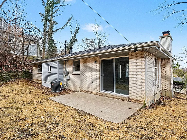 334 Hyde Park Dr — Photo 36