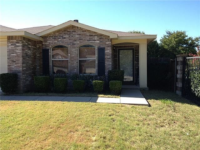 1st image of 3000 Cedar Crest Dr