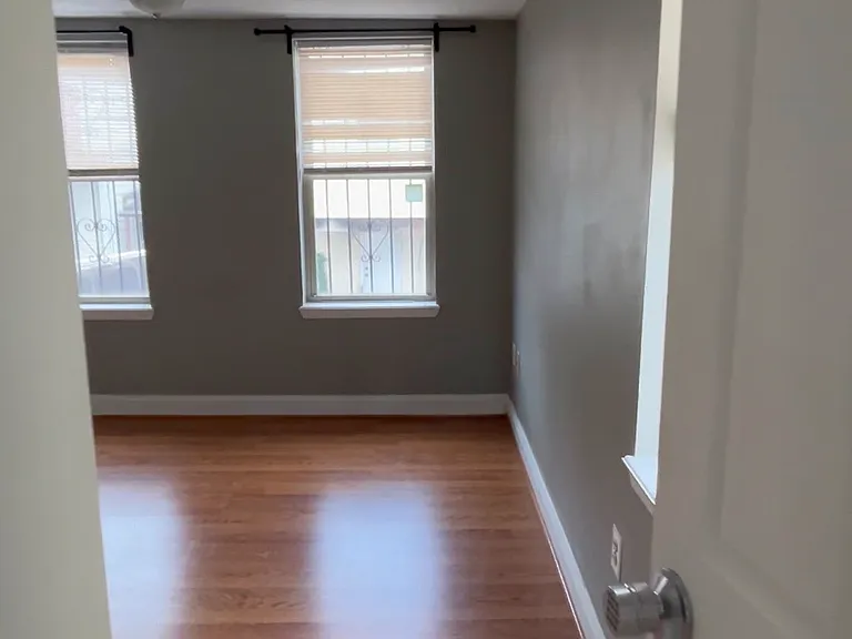 130 N Collington Ave — Photo 5