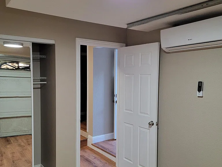 2604 Sierra Vista Ct #G — Photo 17