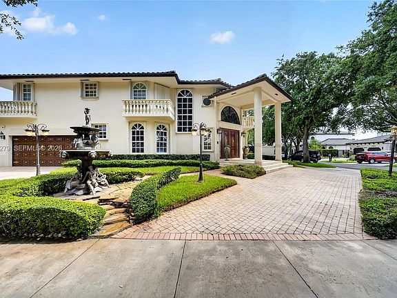 5th image of 8560 NW 164th St