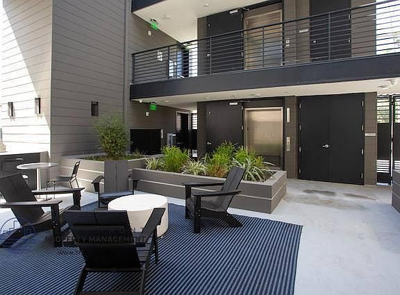 5th image of 150 N Berendo St APT 404