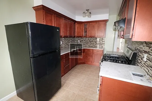 Rented by Highline Residential | media 7