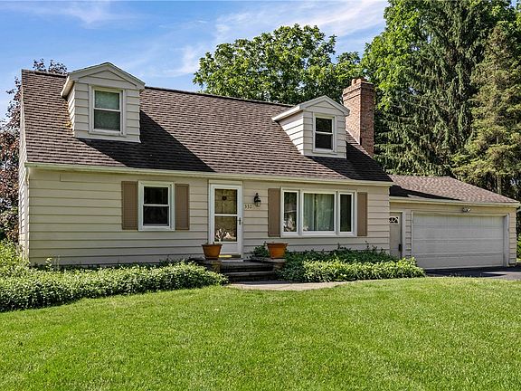 2nd image of 332 Galahad Dr