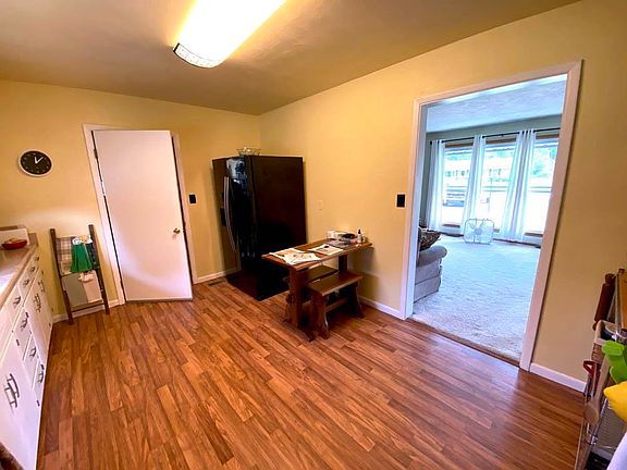 5th image of 2383 S Sunset Dr