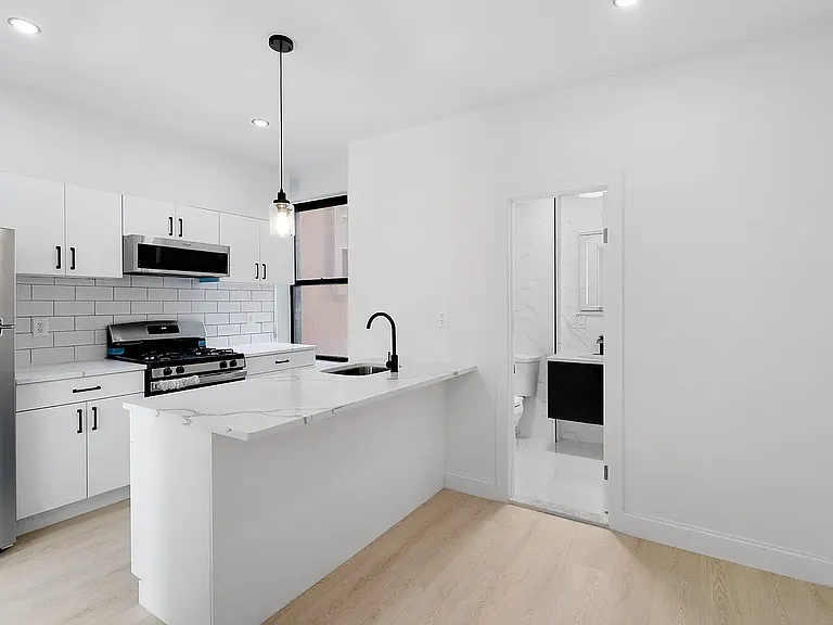 36-42 11th St #1 — Photo 2