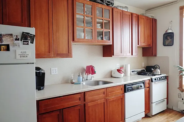 Rented by Reliable L Management LLC | media 9