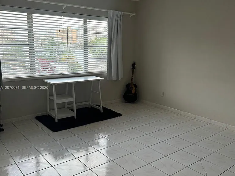 450 Golden Isles Dr #2F — Photo 25