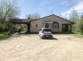 18995 20th Ave, Barryton, MI 49305