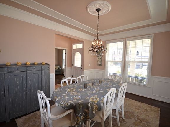 4th image of 23382 Virginia Rose Pl