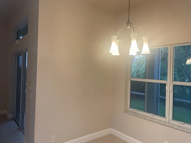 646 Vista Meadows Dr — Photo 16