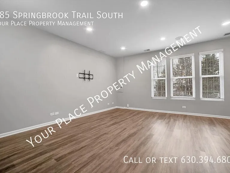 285 Springbrook Trl S — Photo 7
