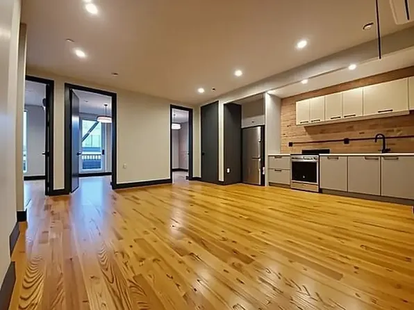 301 Broadway #2A, Brooklyn, NY 11211