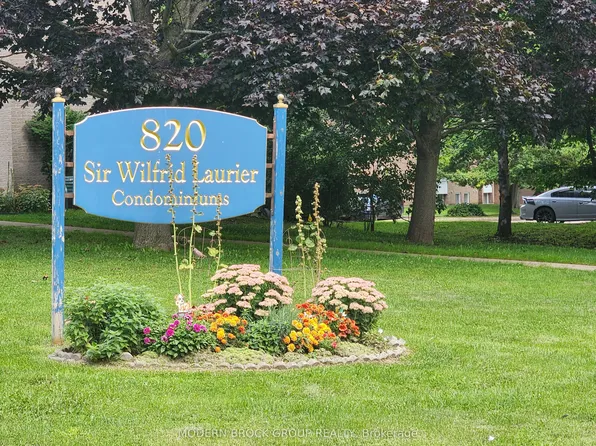 820 Laurier Blvd #318, Brockville, ON K6V 6Z2