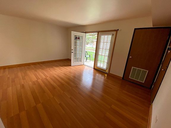 3rd image of 615 Quincy Bridge Ln APT 102