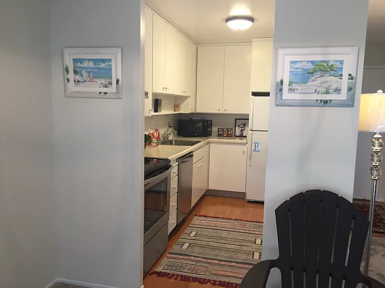 801 N Humboldt St — Photo 9