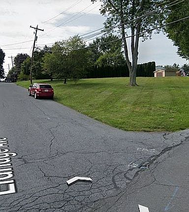 5th image of 2801 Eldridge Ave